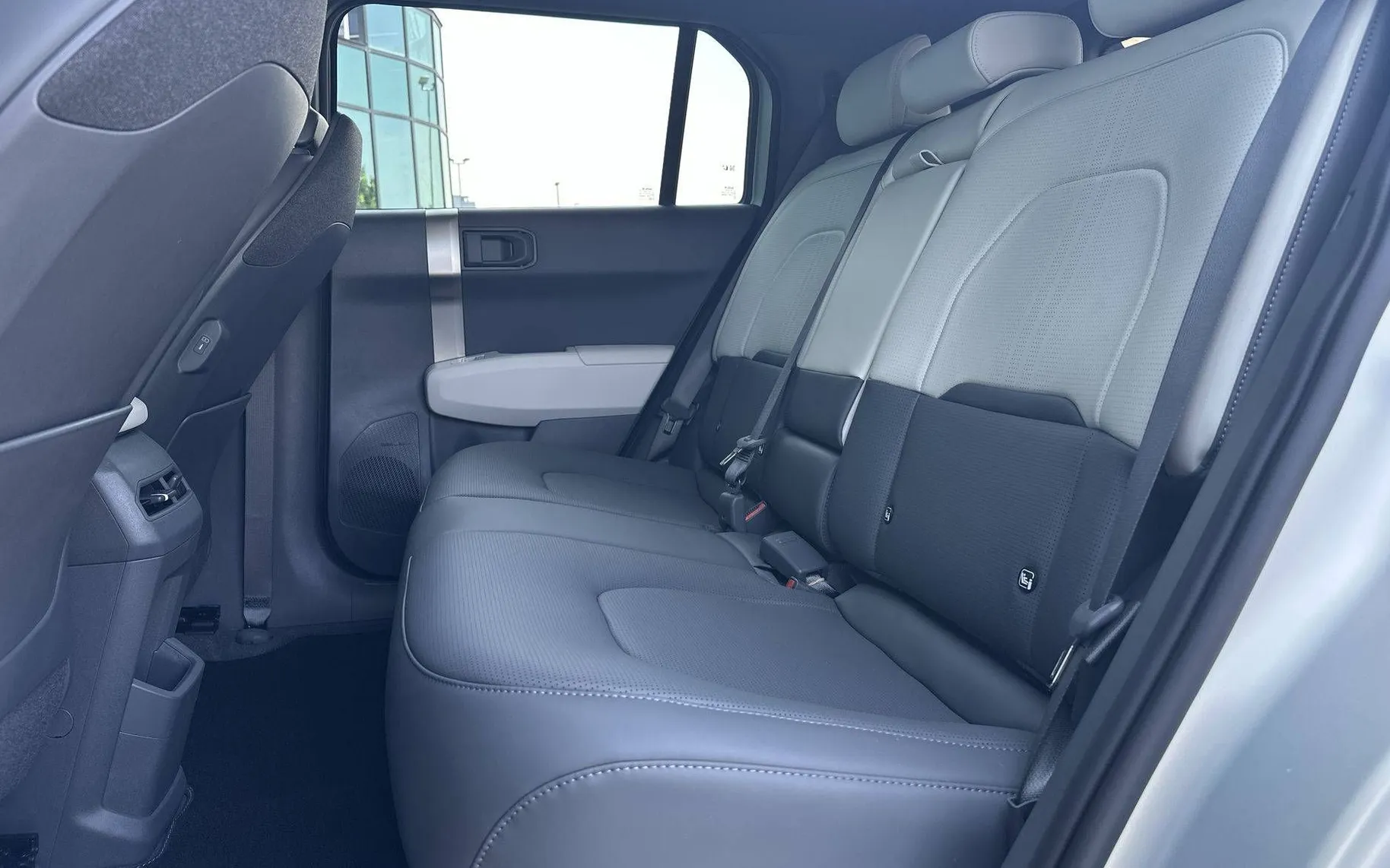 Zunanja slika - KIA EV3 - GT-Line 81.4 kWh baterija. doseg do 605km - 18
