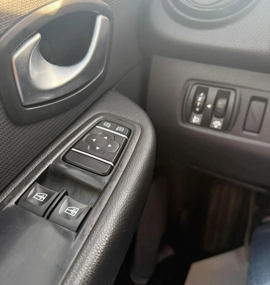 Zunanja slika - Renault Clio - TCe 75 Generation - 16