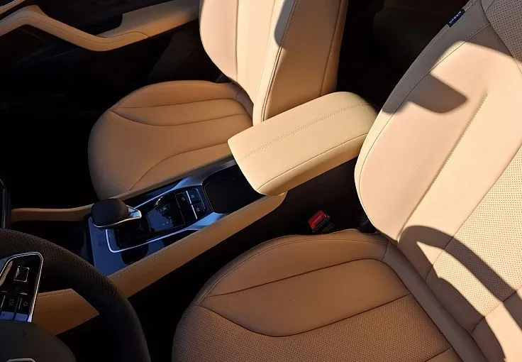 Zunanja slika - MG MG HS - HS Luxury 1.5T-GDI avtomatik - 3