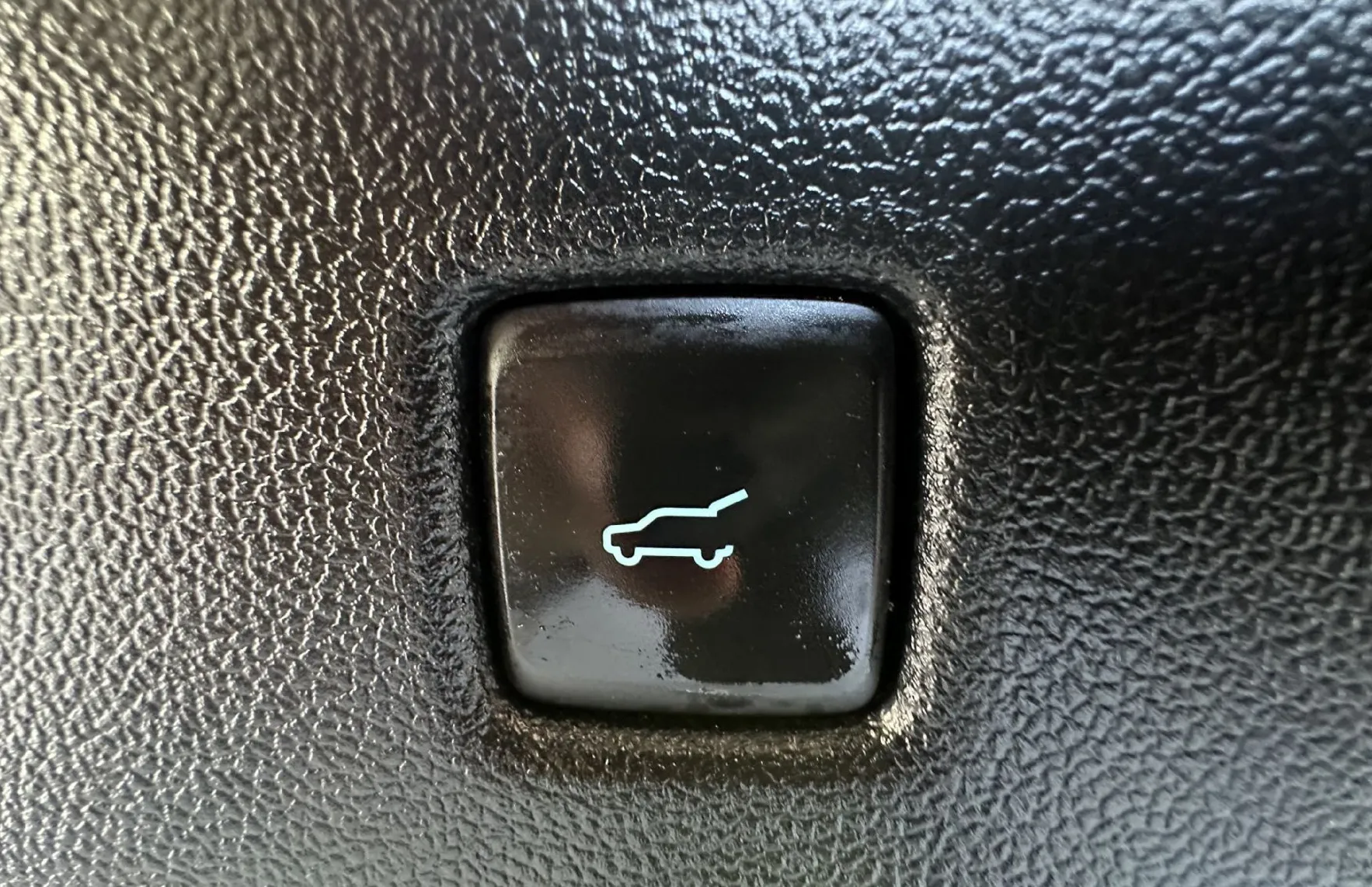 Zunanja slika - Ford Kuga - TitaniumX 2.0 EcoBlue 140kW.NEMŠKI+4ALU.KAMERA.4X4 - 19