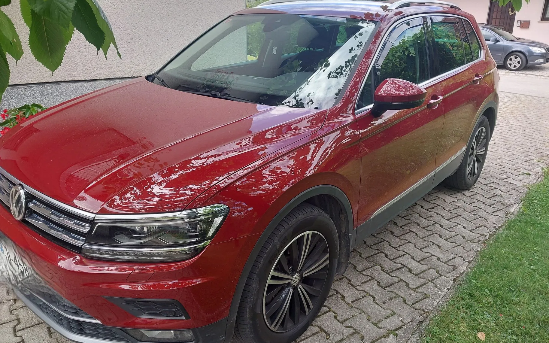 Zunanja slika - Volkswagen Tiguan - 4motion 2,0 TDI BMT Highline DSG - 4
