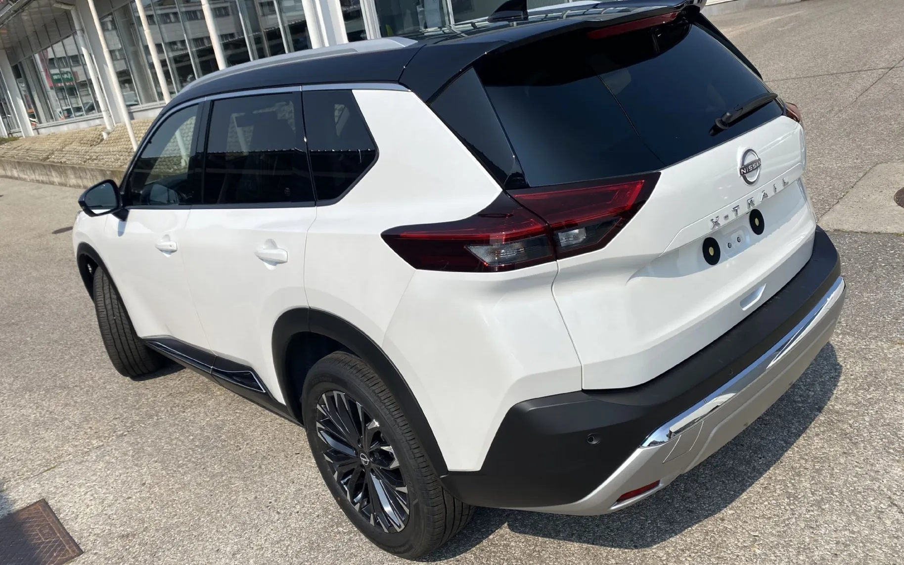 Zunanja slika - Nissan X-Trail - 1.5 HEV E-4ORCE 213 TEKNA 4WD - 14