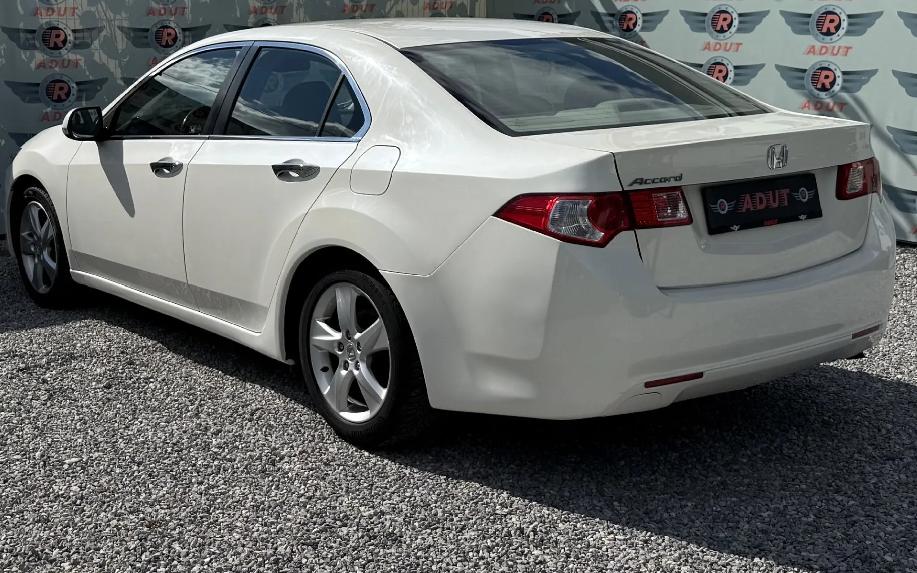 Zunanja slika - Honda Accord - 2.2 i-DTEC Executive SLO - 4