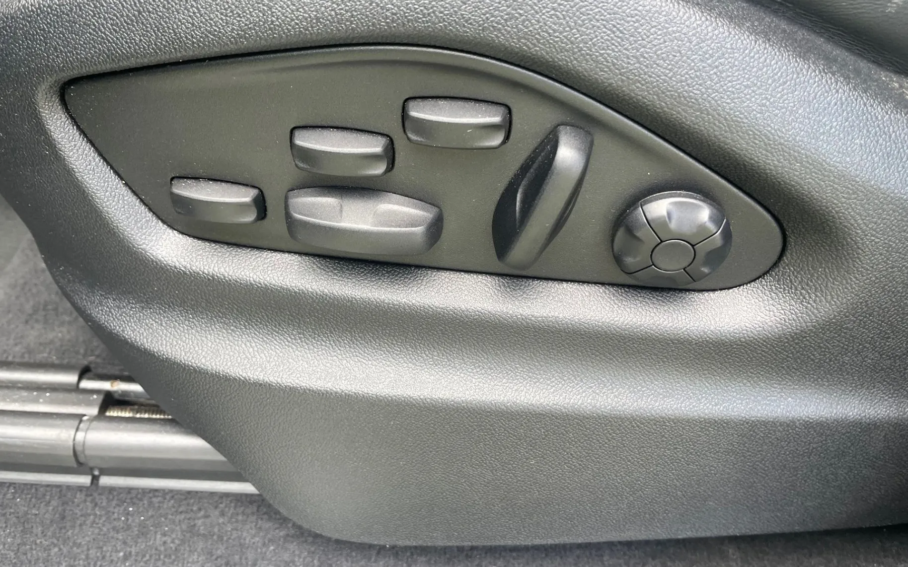 Zunanja slika - Porsche Cayenne - 3.0 E-HYBRID PLATINUM EDITION AUTO MATRIX.USNJE - 9