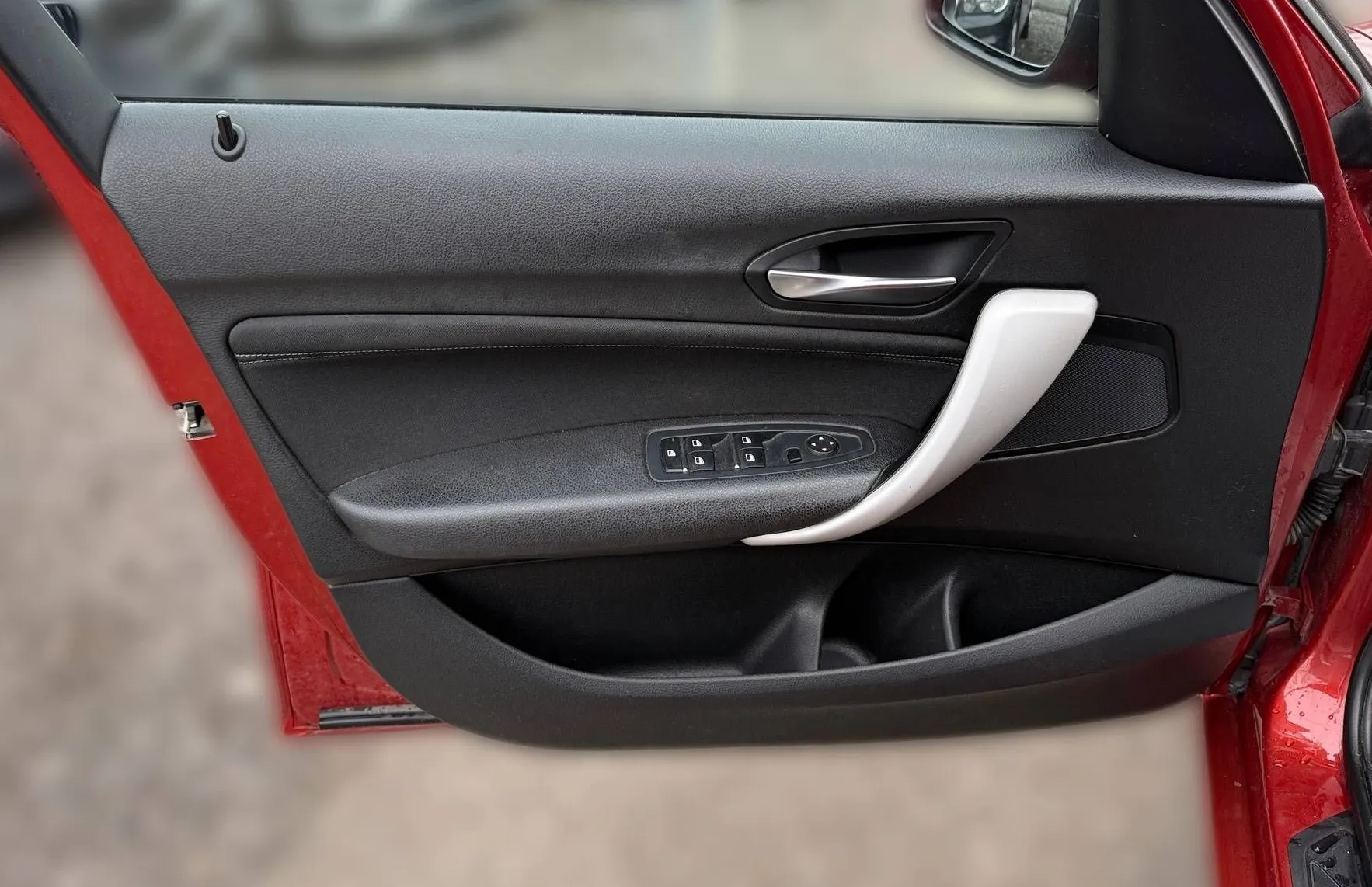 Zunanja slika - BMW Serija 1 - : 118d xDrive LED PDC NAVI TEMPOMAT TOP... - 12