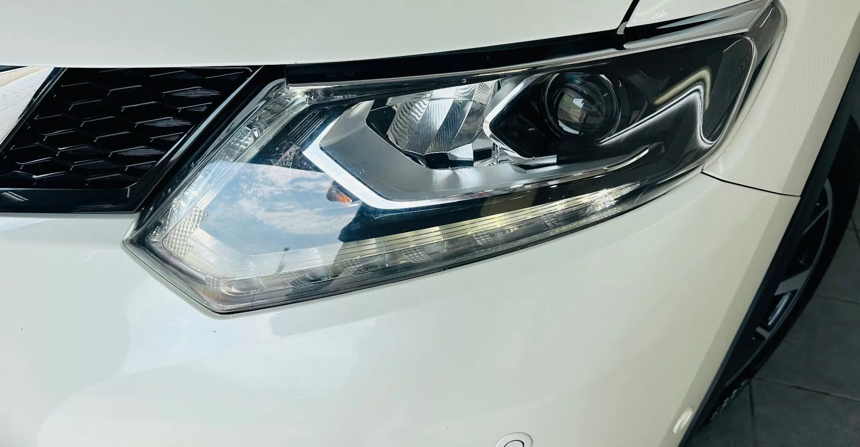 Zunanja slika - Nissan X-Trail - 4WD 2.0 dCi Tekna.KAMERA.NAVI.PANORAMA.USNJE.TOP - 4