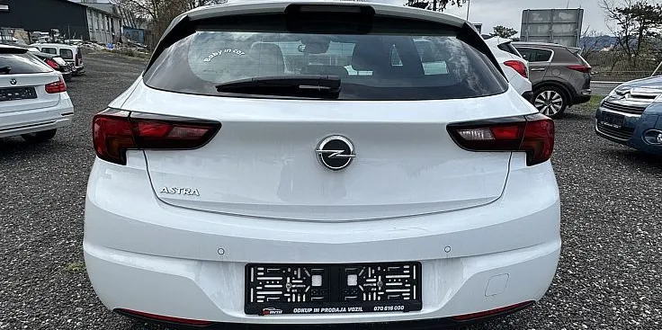 Zunanja slika - Opel Astra - 1.5 Dizel 77KW S S Edition SAMO 122000 km - 7