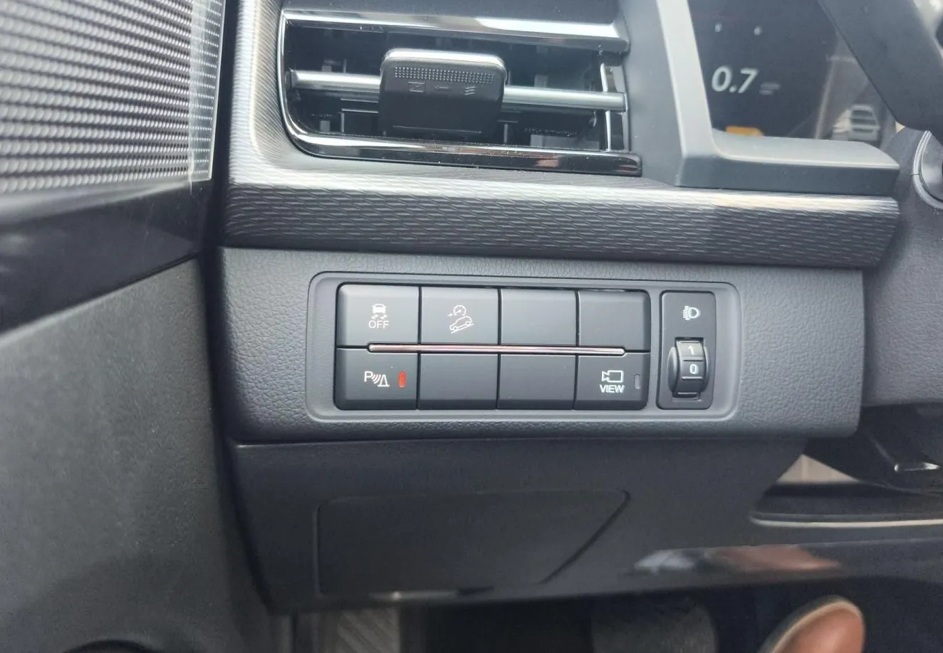 Zunanja slika - KG Mobility Musso - KG Mobility  GRAND 2.2 XDi Ultimate+ 4WD A T - 13