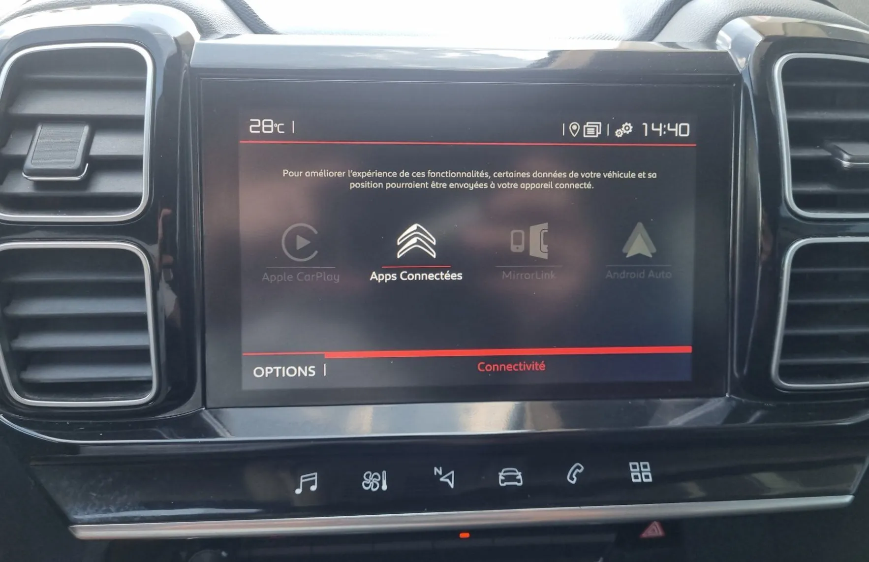 Zunanja slika - Citroën C5 - Aircross 1.2 PT Feel - VLEČNA KLJUKA - POTRJENA SERVISNA - 8