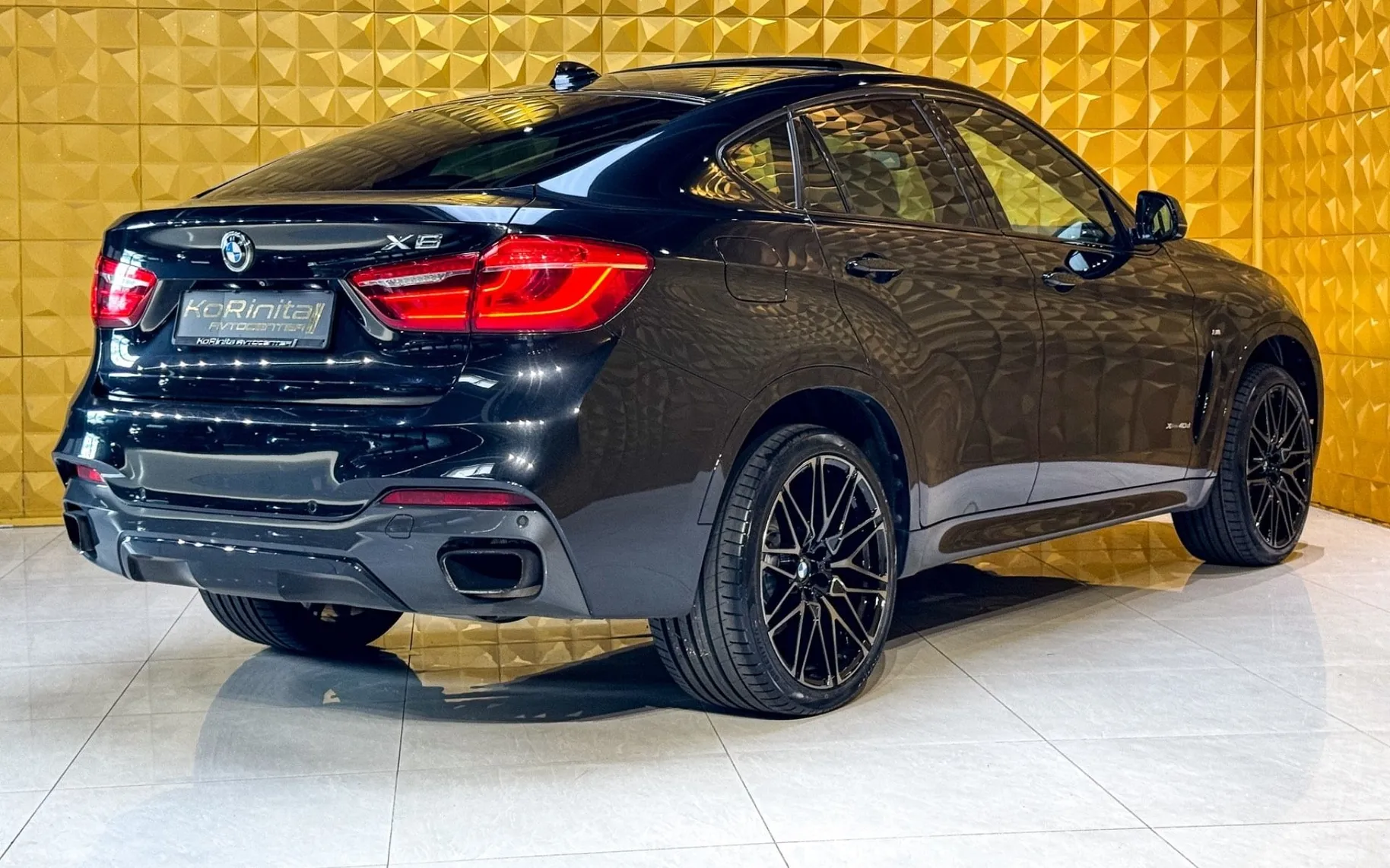 Notranja slika - BMW serija X6: - xDrive 40d AUT. M SPORT-LED-SOFTCLOSE-PANO-VIRTUAL - 11