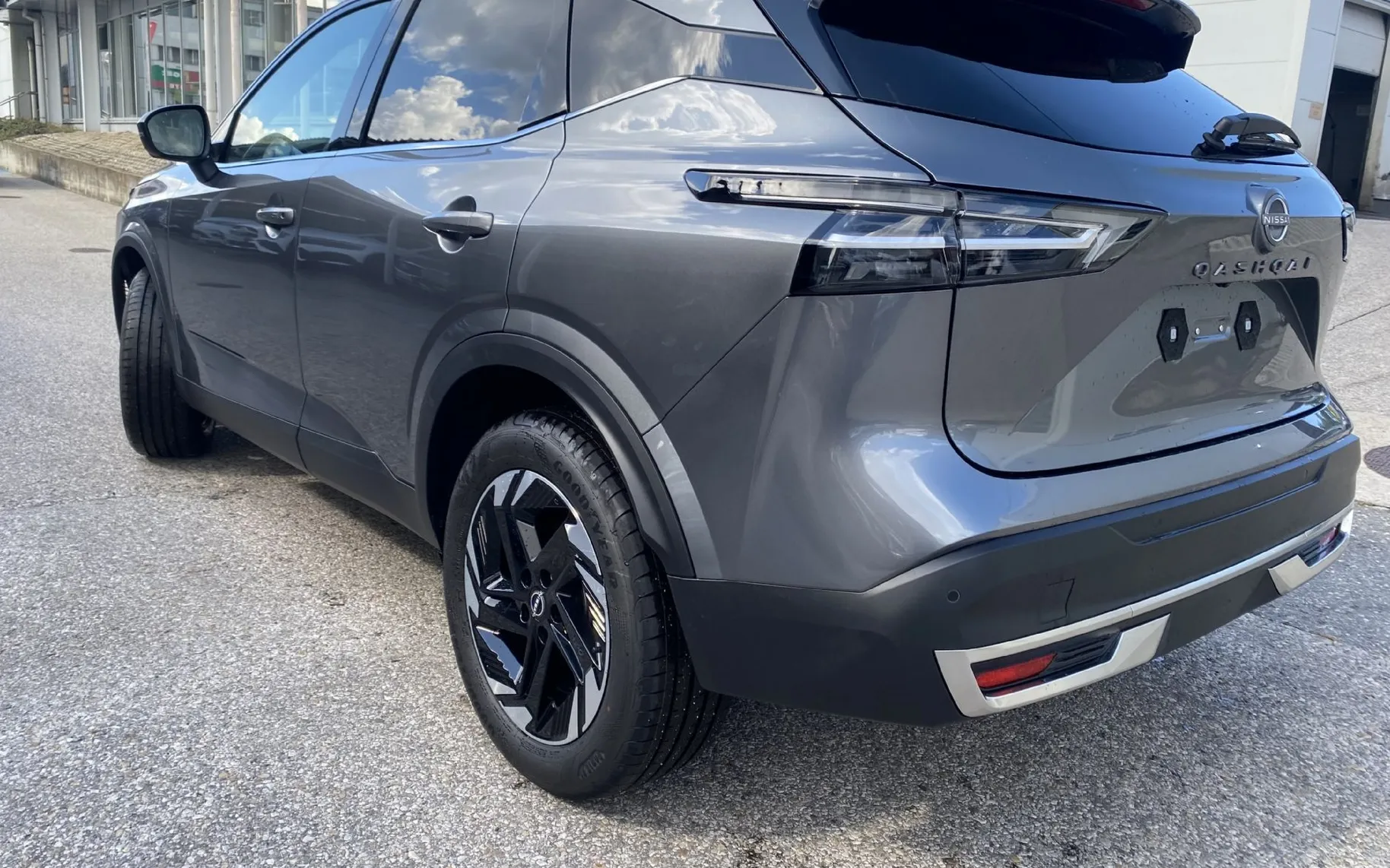 Zunanja slika - Nissan Qashqai - 1.3 DIG-T 158 X-T N-CONNECTA - 15