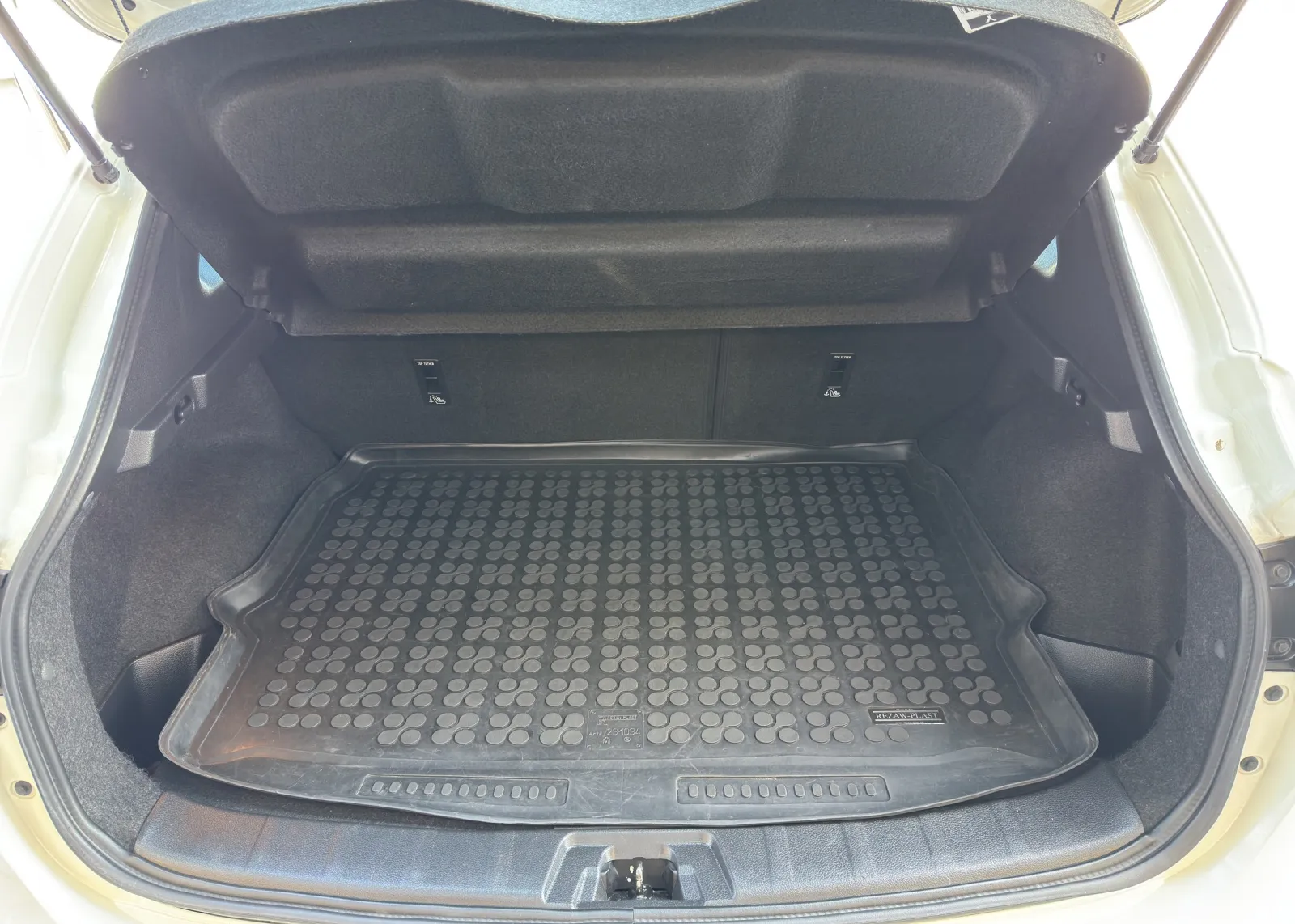 Zunanja slika - Nissan Qashqai - 1.3 - 17