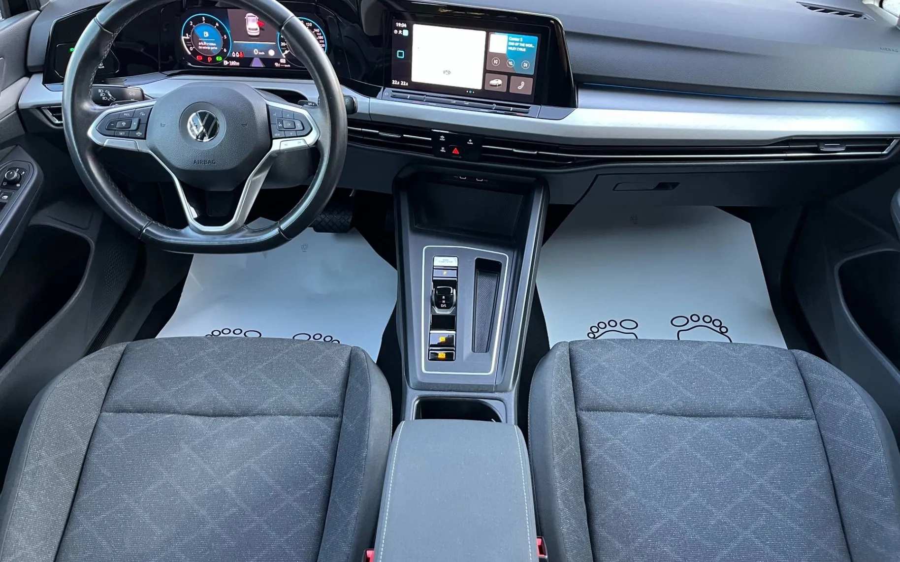 Notranja slika - Volkswagen Golf - 2.0 TDI BMT-1 LASTNICA-ALU-NAVI-LED-ODLIČEN... - 8