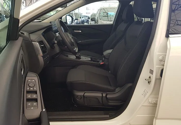 Zunanja slika - Nissan Qashqai - 1.3 DIG-T MHEV N-Connecta X-Tronic 1.LASTNIK - 7