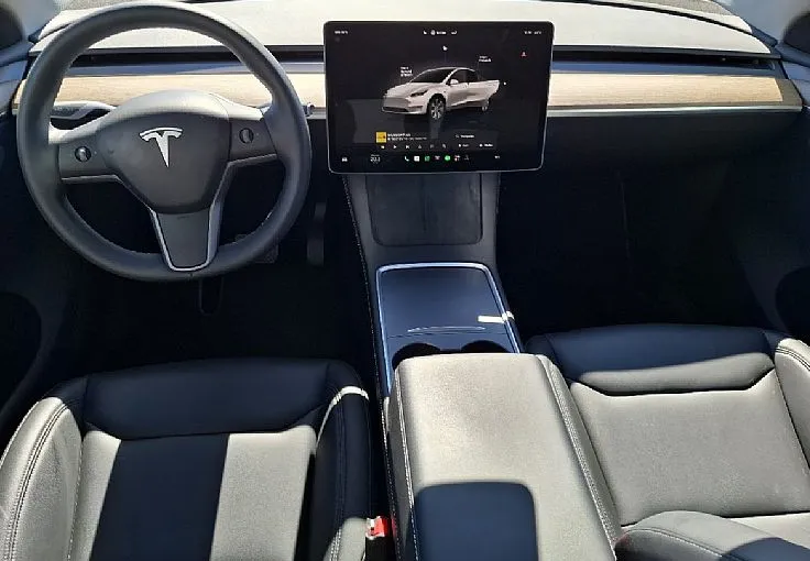 Zunanja slika - Tesla Model Y - Long Range - samo 28.335 kilometrov - 6