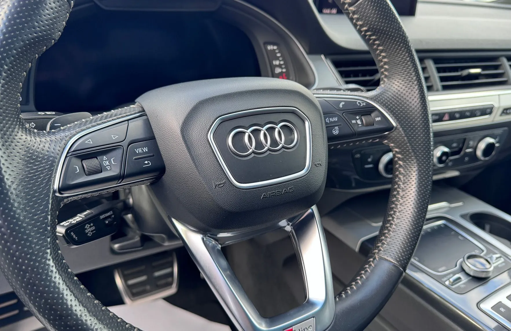 Zunanja slika - Audi Q7 - 3.0TDI Q Blackline Sline Panorama 360 MatLED ACC - 9