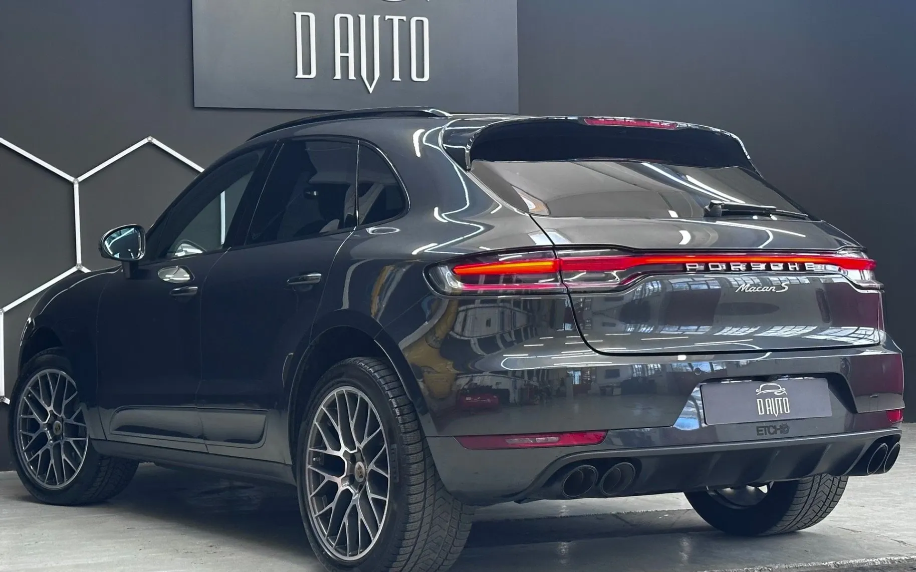 Zunanja slika - Porsche Macan - S ZRAČNO+PANO+BOSE+ACC+CHRONO+360KAMERA+HLAJENJE.. - 5