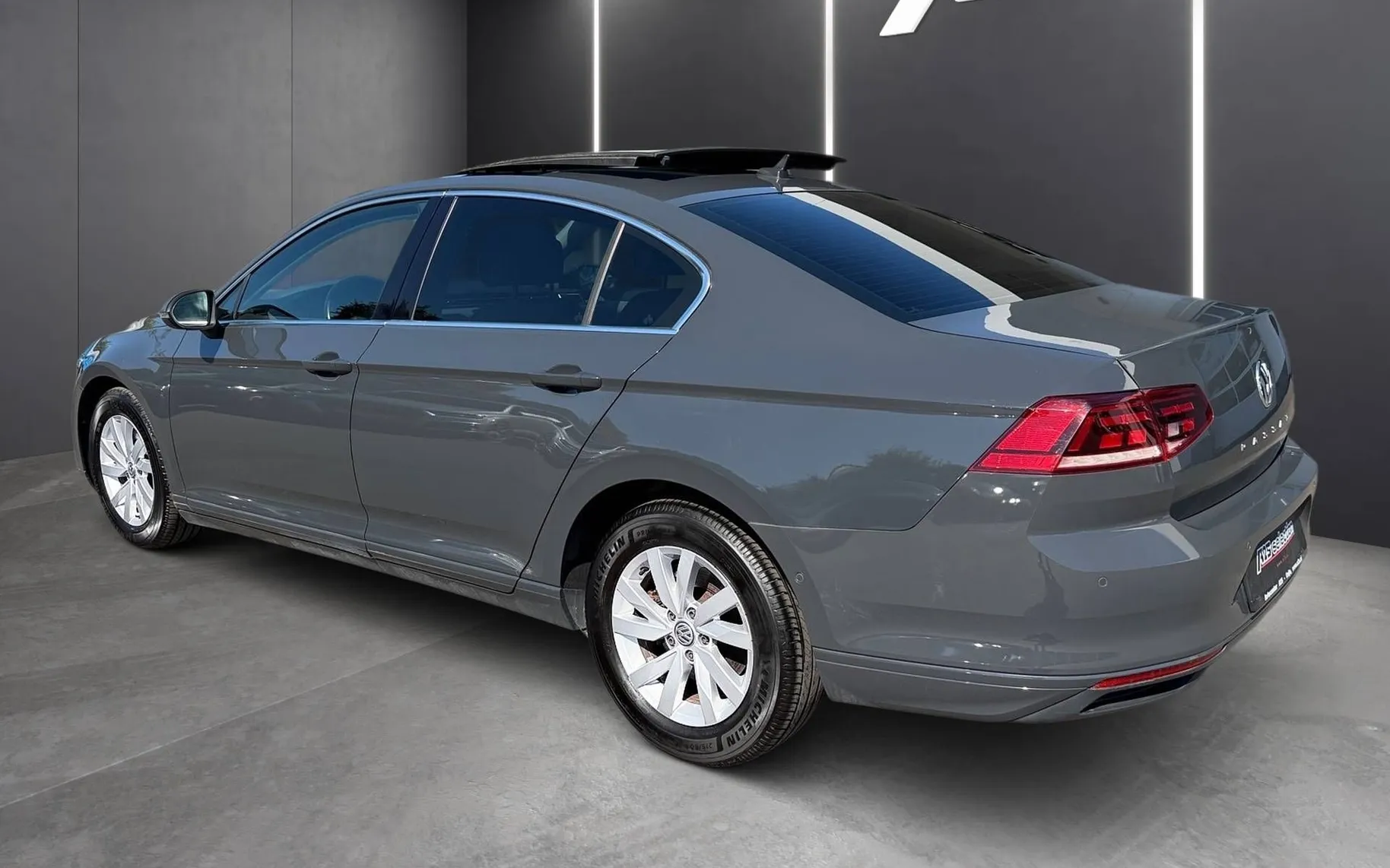 Zunanja slika - Volkswagen Passat - 2.0 TDI BMT SCR Business avt.-Panorama-LED-Kamera - 4