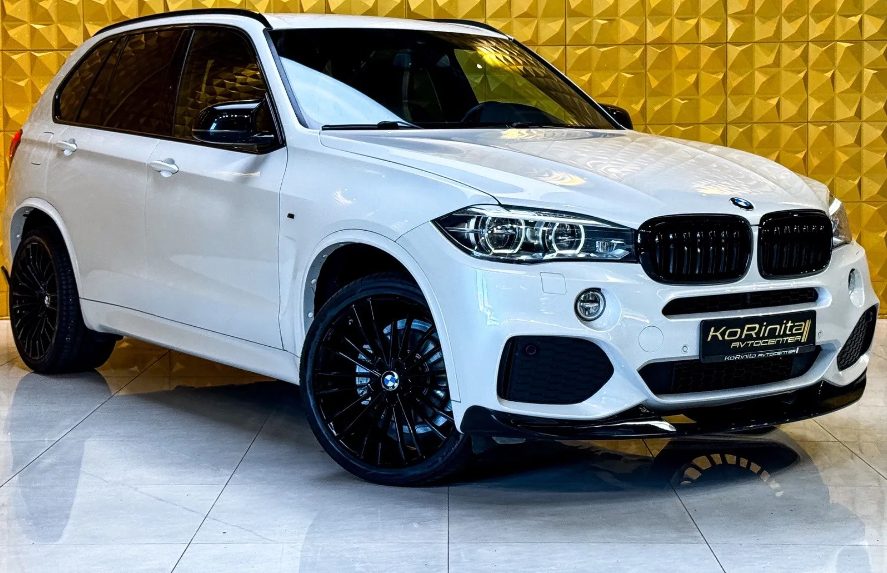 Zunanja slika - BMW X5 - serija :  xDrive30d M Sport-LED-VIRTUAL-HARMAN-GRETJE - 3