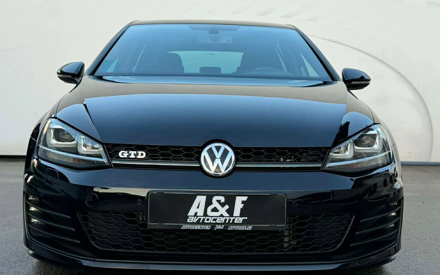 Zunanja slika - VW Golf - 2.0 GTD-DSG-SOUND-LIZING ZA TUJCE-XENON+LED-... - 2