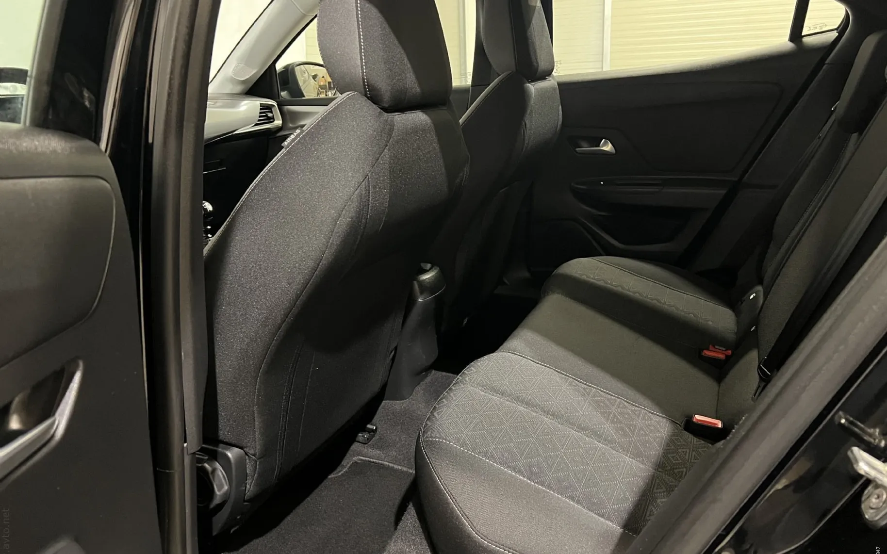 Notranja slika - Opel Mokka - 1.2 TURBO-VIRTUAL-ACC-LED-KAMERA-PDC-TEMPOMAT-ALU. - 11