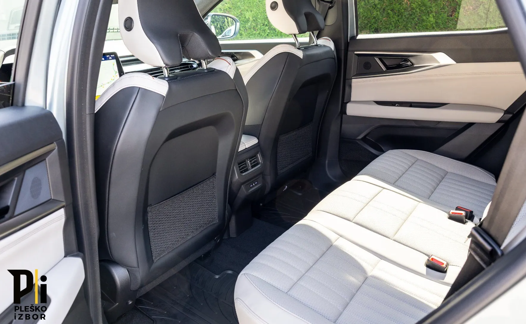 Zunanja slika - Renault Espace - E-Tech 200 Full hybrid iconic Avt. - 11