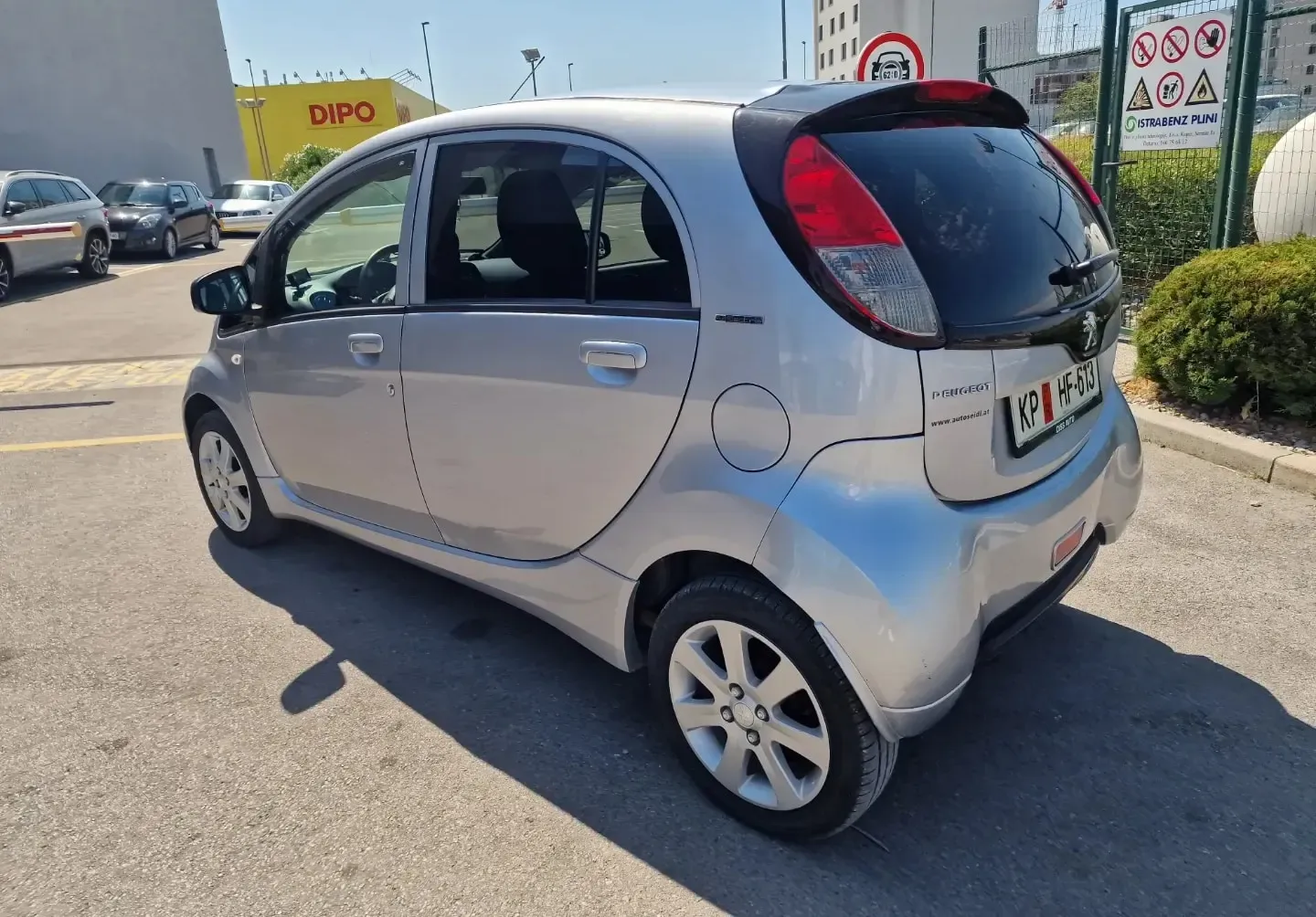 Zunanja slika - Peugeot iOn - Električno voz OBROK-68EUR X84 KREDIT BREZ POLOGA. - 4