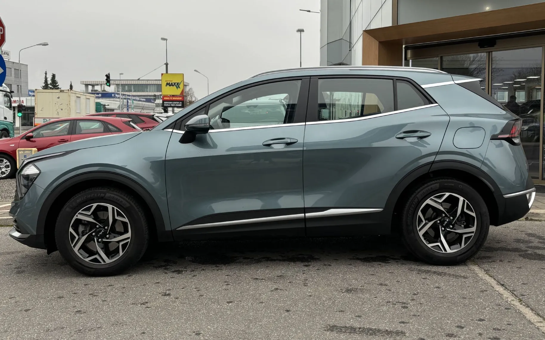 Zunanja slika - KIA Sportage - 1.6 T-GDi 110kW LX Fresh.ISG 7 DCT - 3