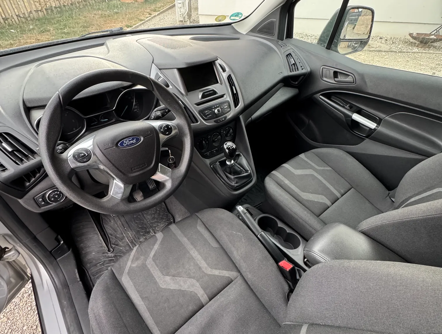 Notranja slika - Ford Tourneo Connect - Grand - 4