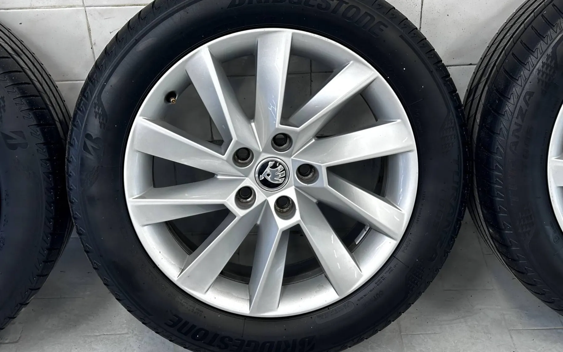 Notranja slika - Škoda Superb - 2.0 TDI 110 kW VIRTUAL-DSG-KLJUKA-MEMORY-NOVE GU.. - 12