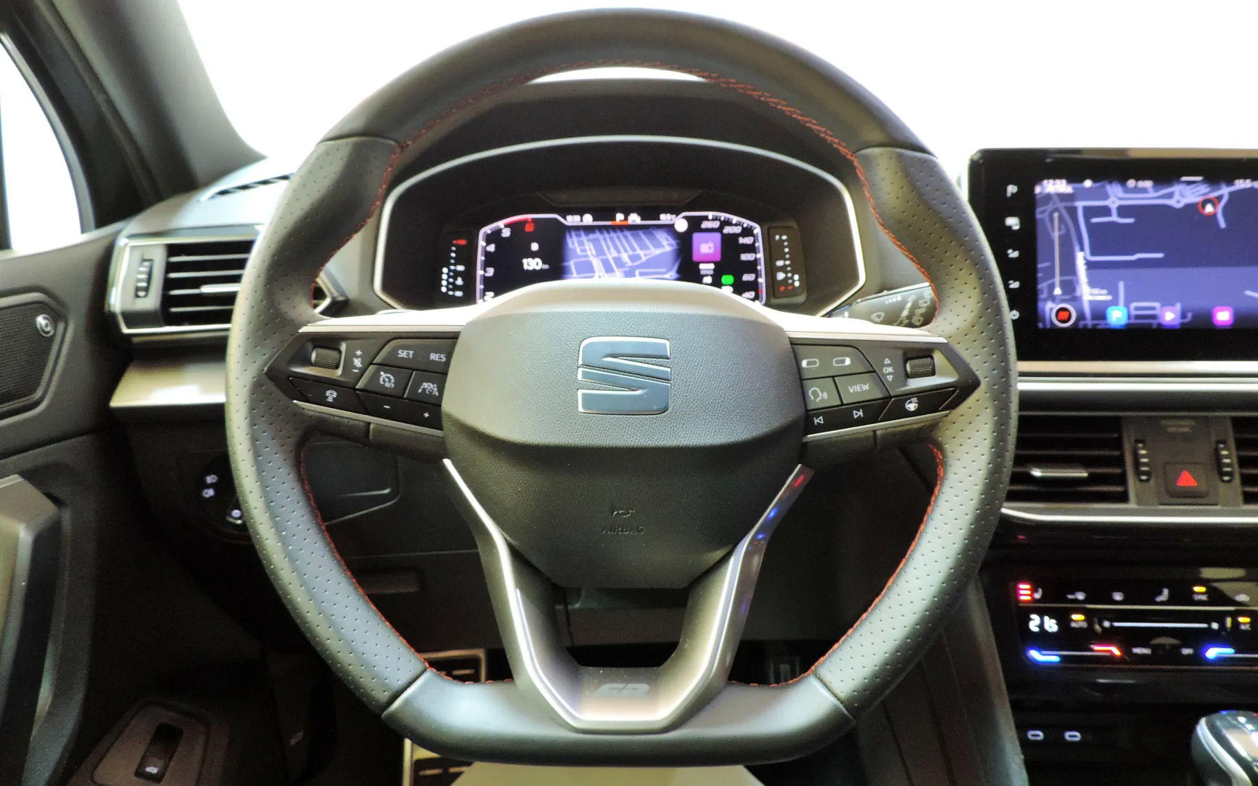 Zunanja slika - Seat Tarraco - 4Drive 2.0 TDI FR DSG KLJUKA-ACC-KAMERA - 15