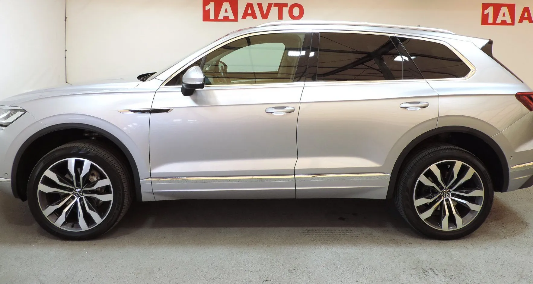 Zunanja slika - VW Touareg - 4motion V6 TDI BMT  Tiptronic ACC-360KAMERE-ZRAČNO - 8