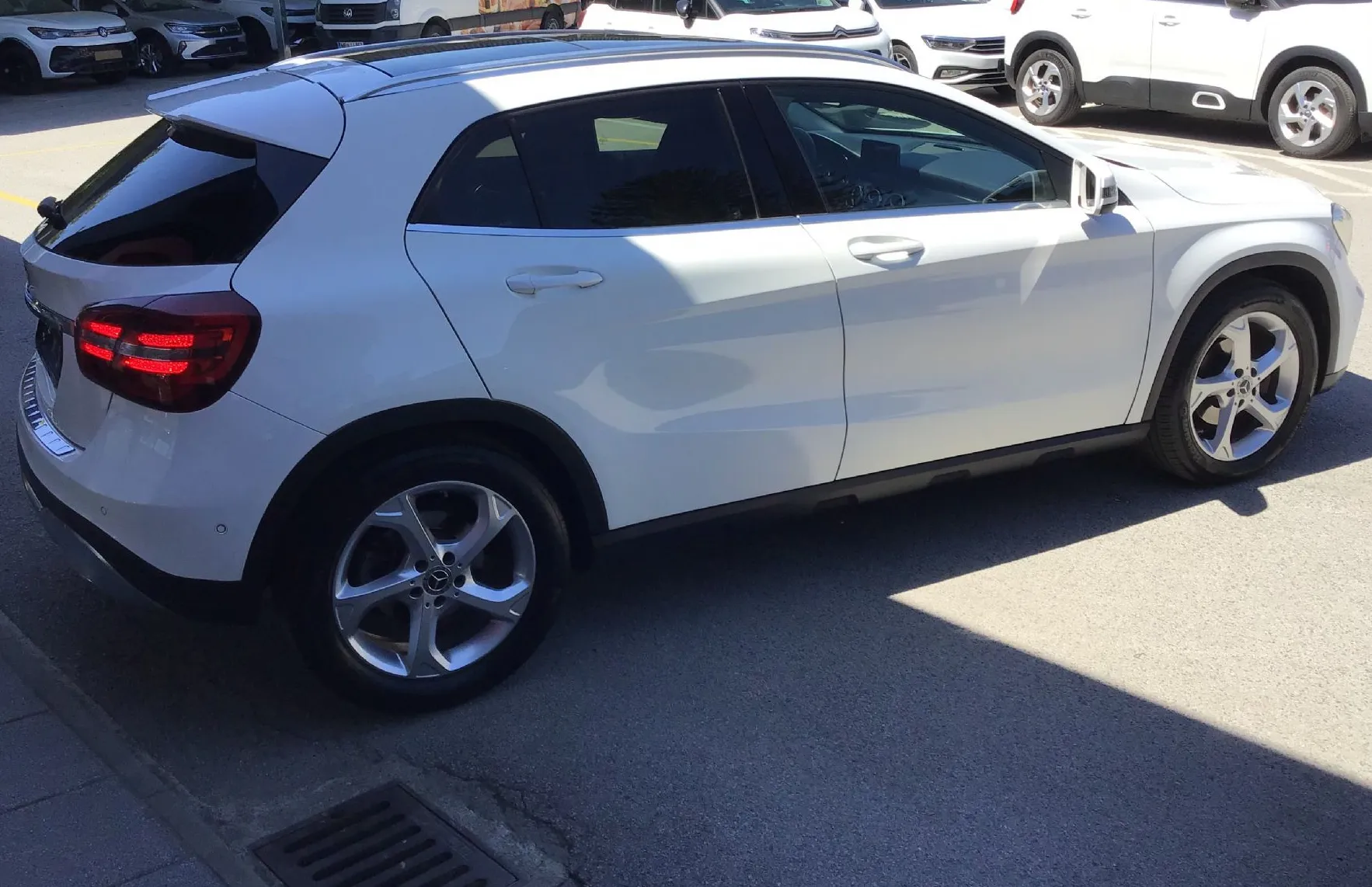 Zunanja slika - Mercedes-Benz GLA-Razred - GLA 180 Urban Avt. - 5