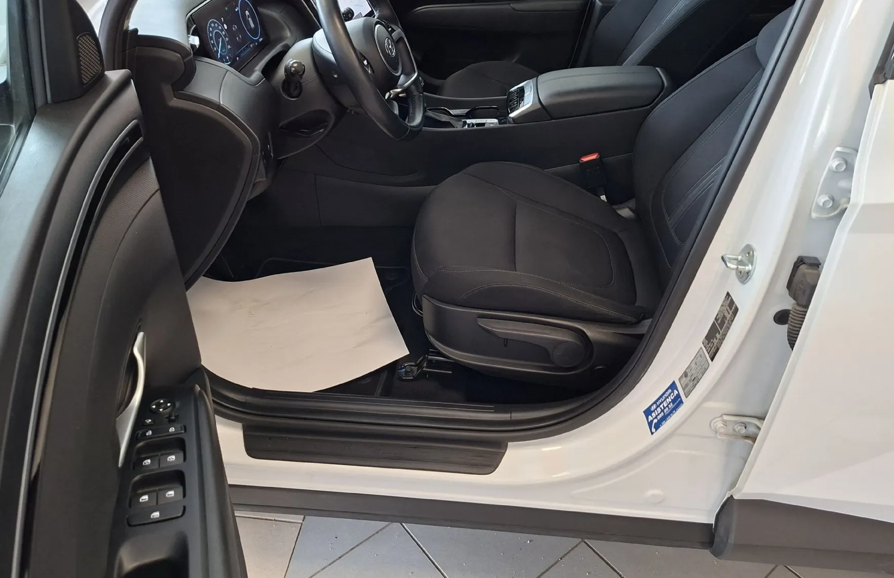Zunanja slika - Hyundai Tucson - 1.6 CRDI 136 MHEV STYLE 4WD DCT-SLO-FULL LED-18 - 16