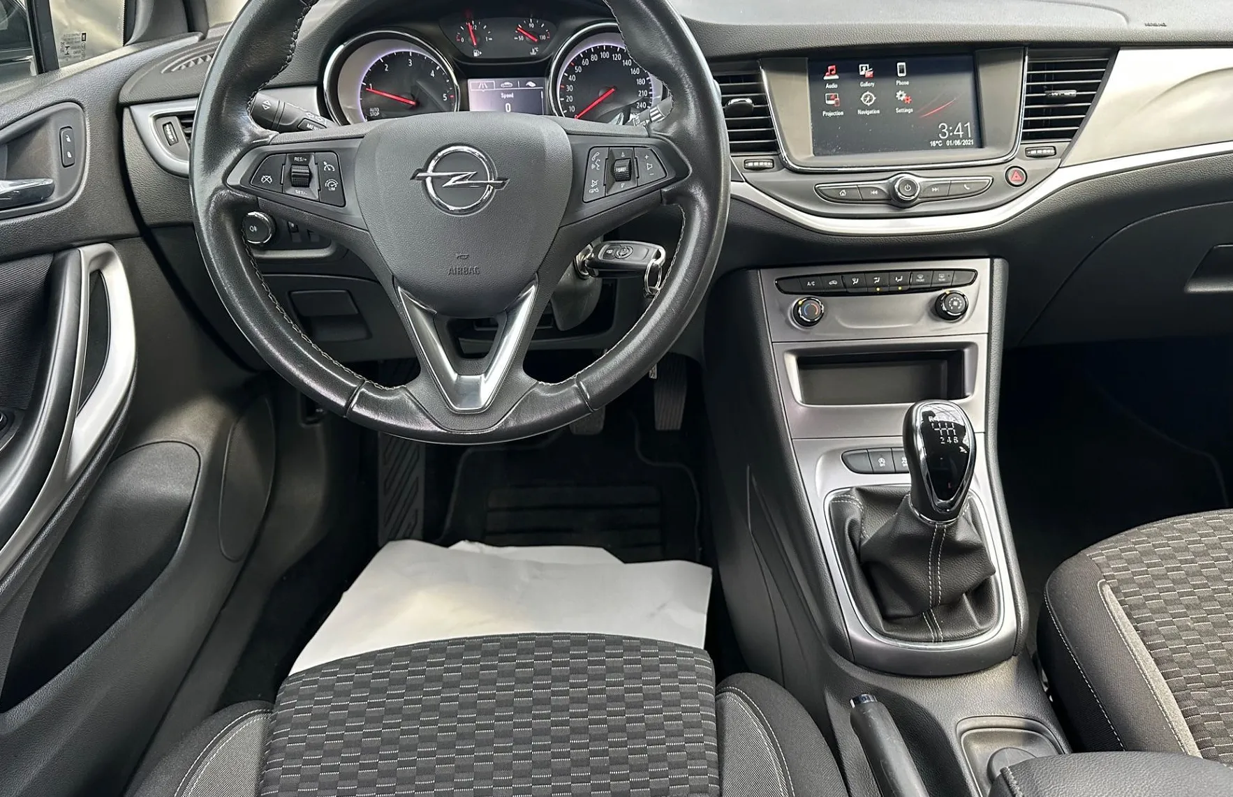 Zunanja slika - Opel Astra - Sports Tourer 1.5 D Business Elegance - 8