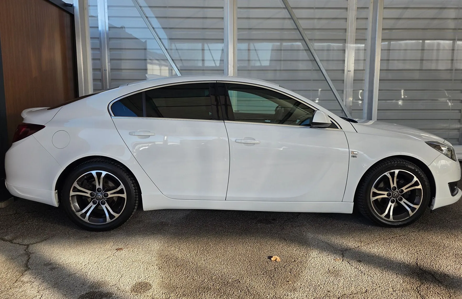 Zunanja slika - Opel Insignia - 2.0 CDTI OPC LINE- SLO-KAM - MRTVI KOT - GL. SERV - 5