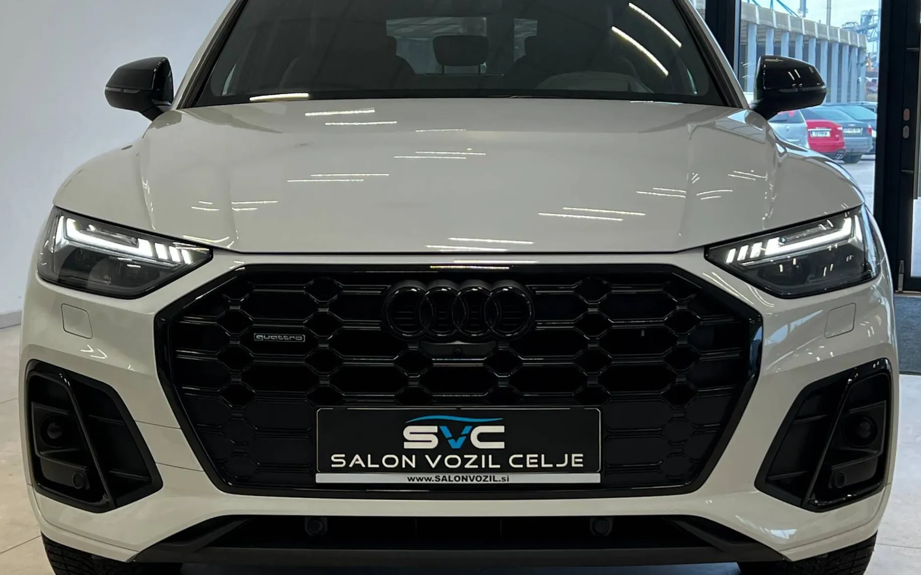 Zunanja slika - Audi Q5 - 40 TDI-Q-S-LINE-MATRIX-HUD-VIRTUAL-KAM360-KEYLESS - 2