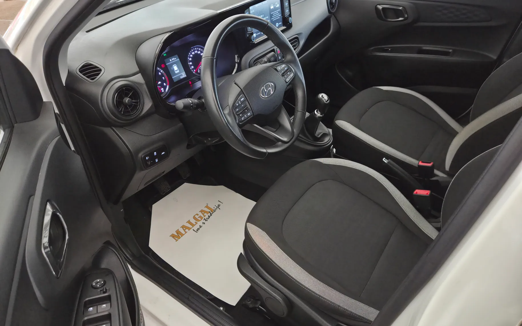 Zunanja slika - Hyundai i10 - 1.0 Style KLIMA-1.LASTNIK-TOUCH SCREEN-LANE ASSIST - 8