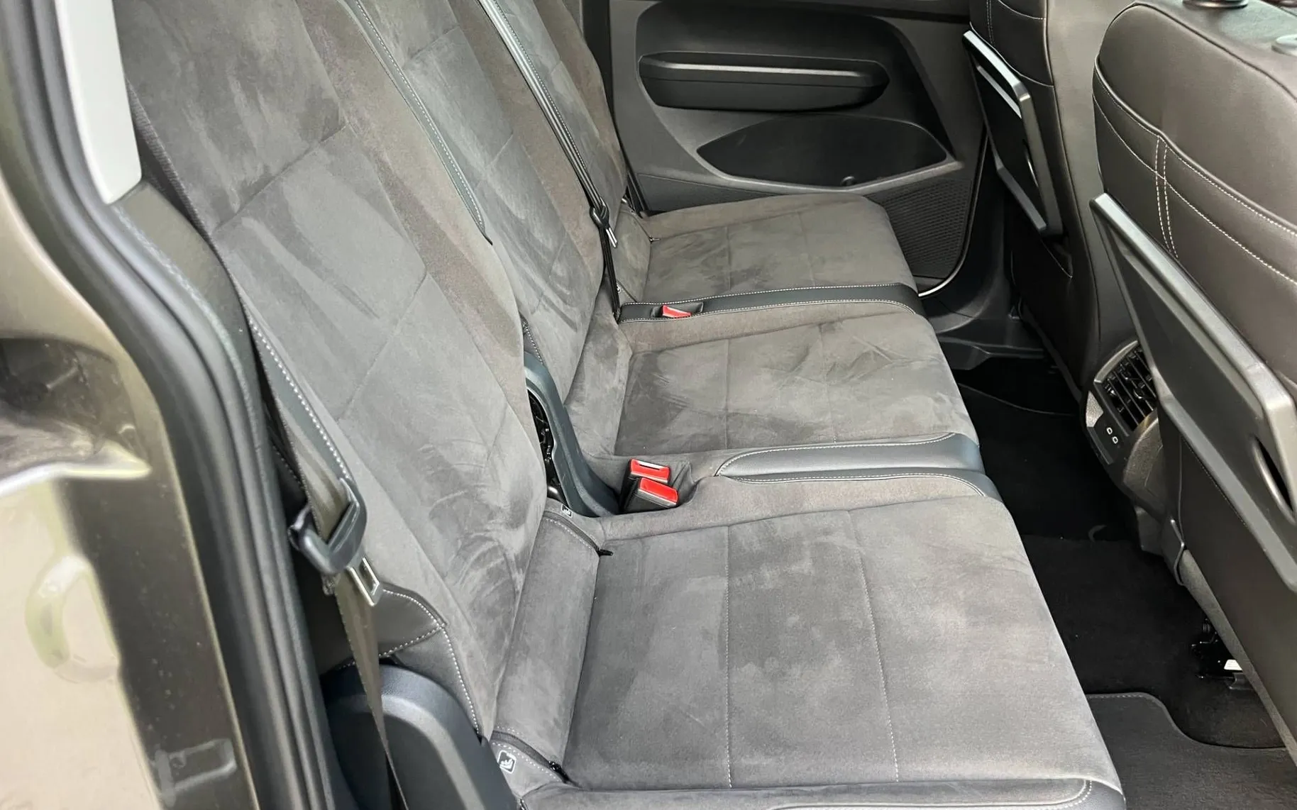 Notranja slika - Volkswagen Caddy - 2.0 TDI Style DSG-1 LASTNIK-LED-NAVI-KAM-ODLIČEN - 11