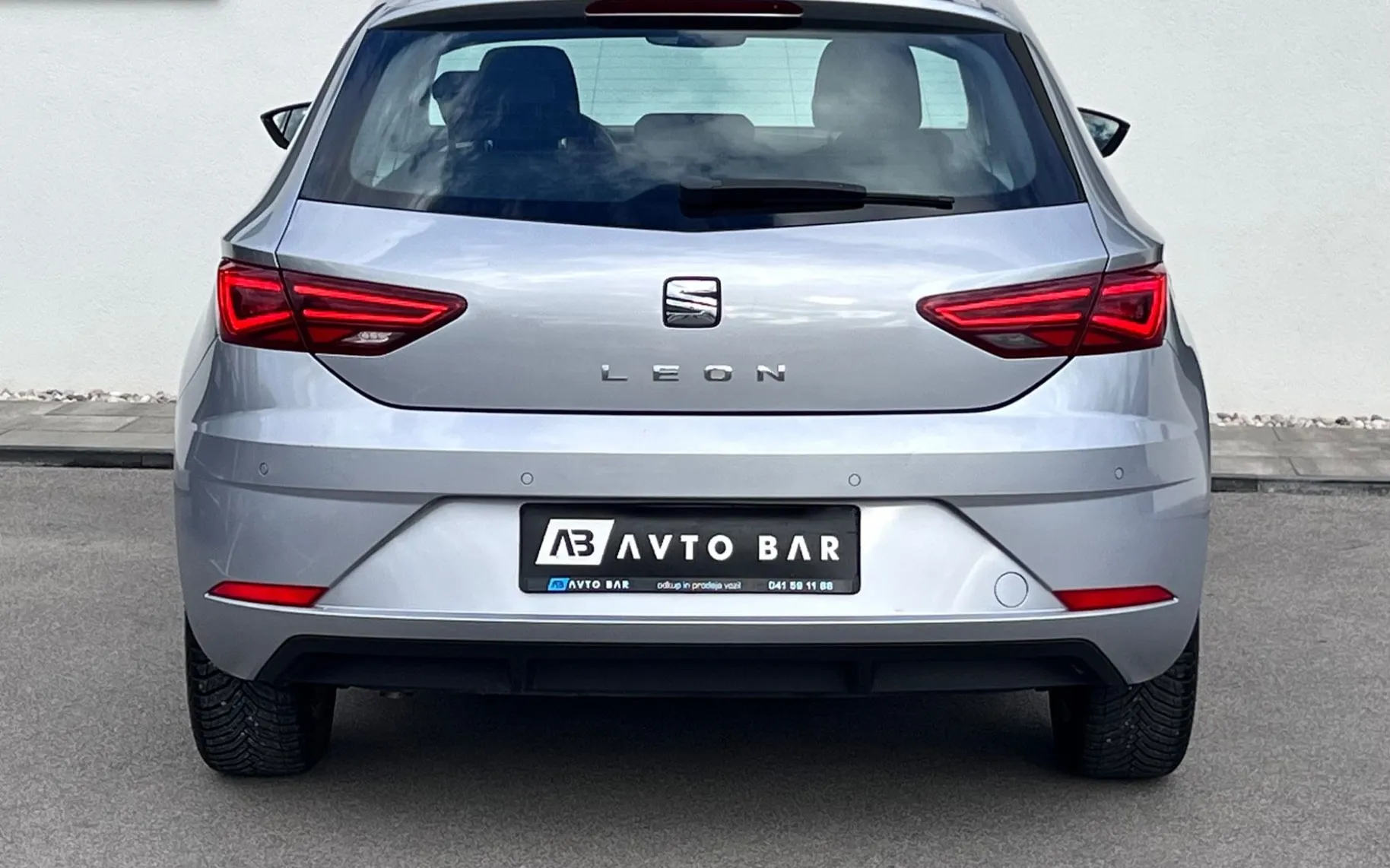 Notranja slika - Seat Leon - 1.5 TSI+LED+PDC+ALU+TEMP... - 7