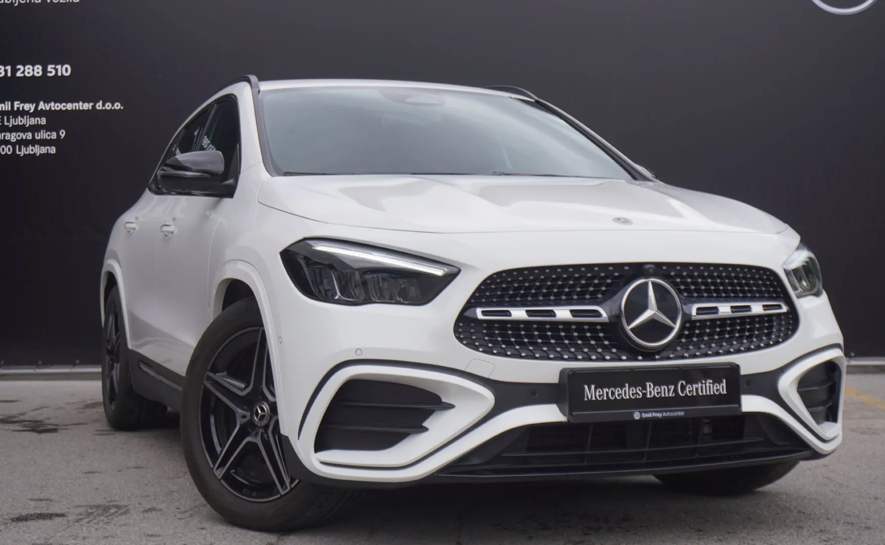 Zunanja slika - Mercedes-Benz GLA-Razred - GLA 200 AMG LINE - 1