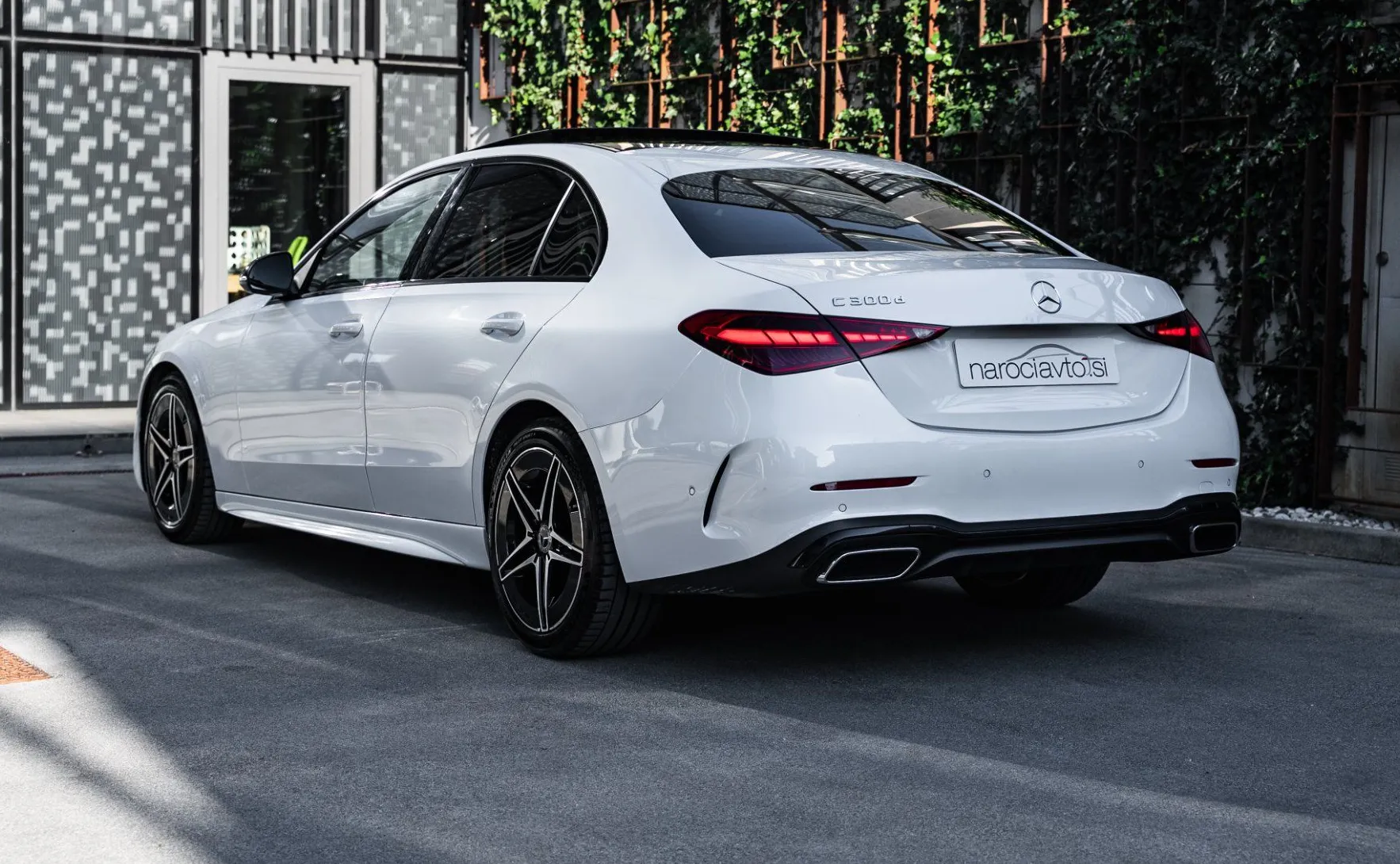 Zunanja slika - Mercedes-Benz C-Razred - C300d - AMG - Digital - Memory - Panorama - 5