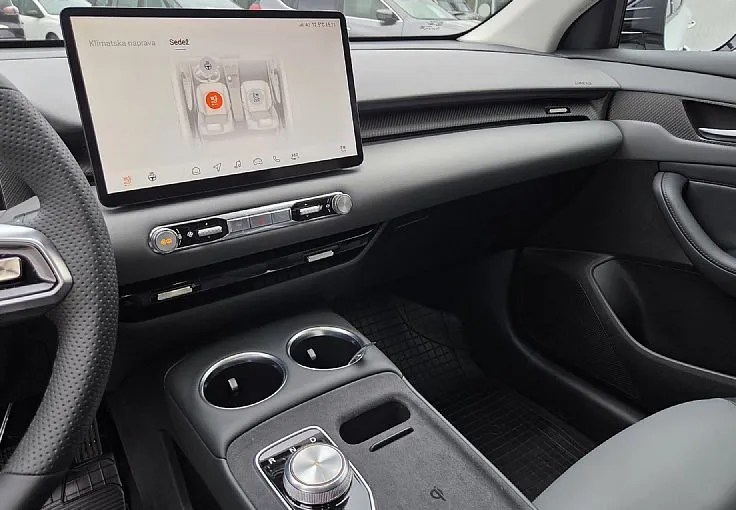 Zunanja slika - MG MGS5 EV - Luxury 64kWh + 7 let tovarniške garancije - 10
