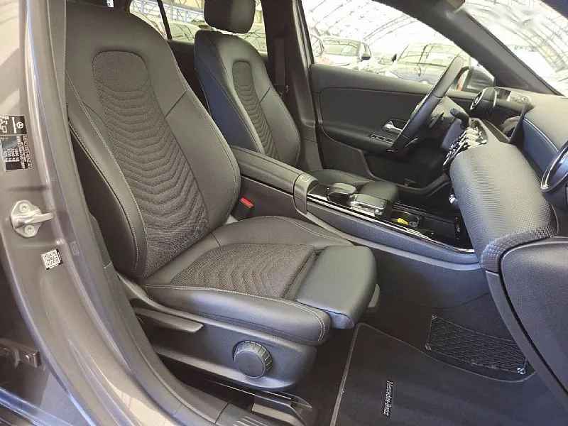 Zunanja slika - Mercedes-Benz A Class Long - A 180 Style Avt. LED KAMERA 360° NAVI 59.000KM - 11