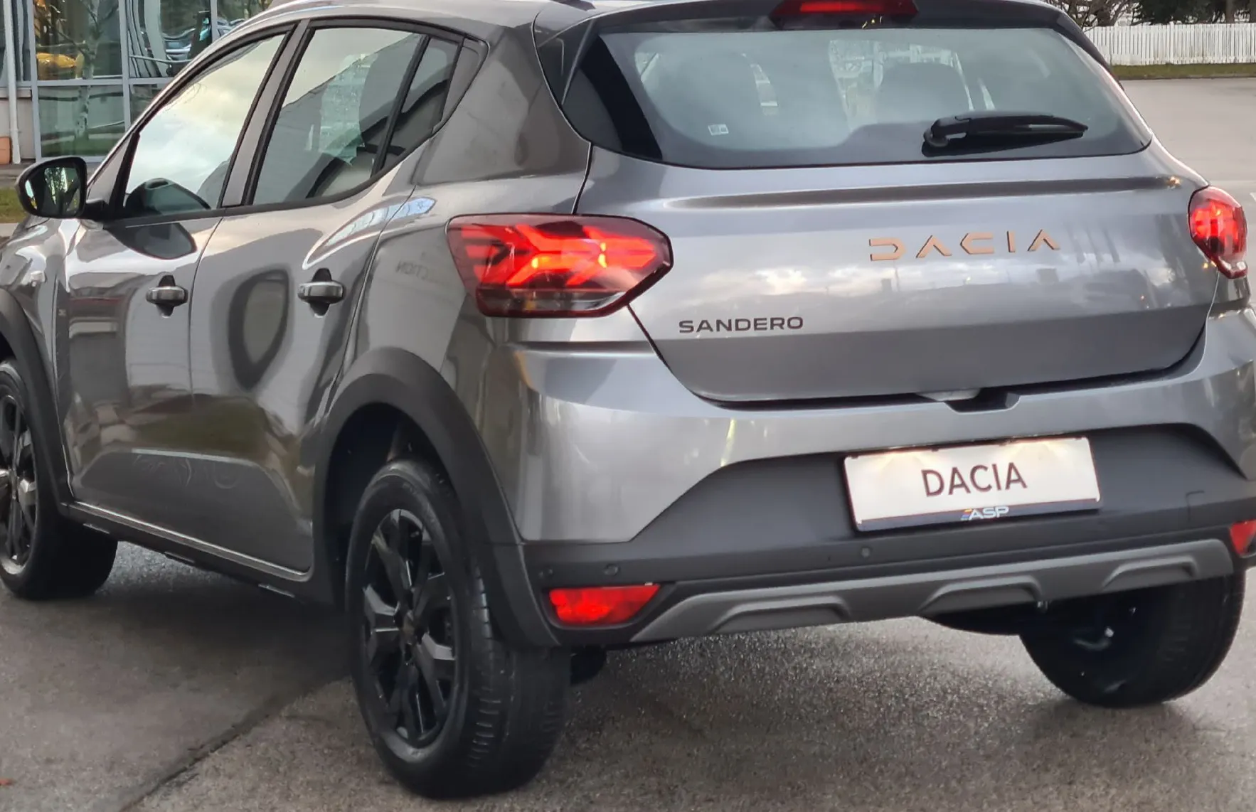Zunanja slika - Dacia Sandero - 1.0 TCe 110 Stepway Extreme - 7