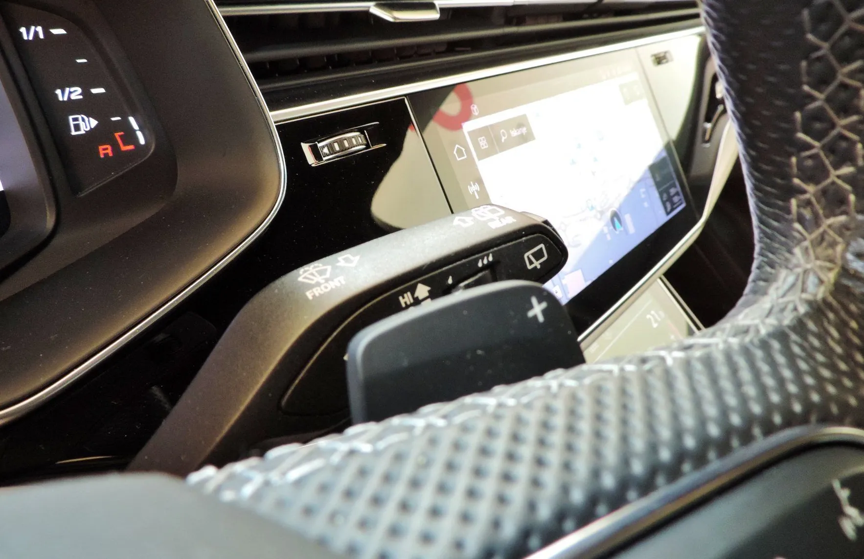 Zunanja slika - Audi Q7 - 50 TDI Q S LINE ZRAČNO V.-ACC-KAMERA - 17