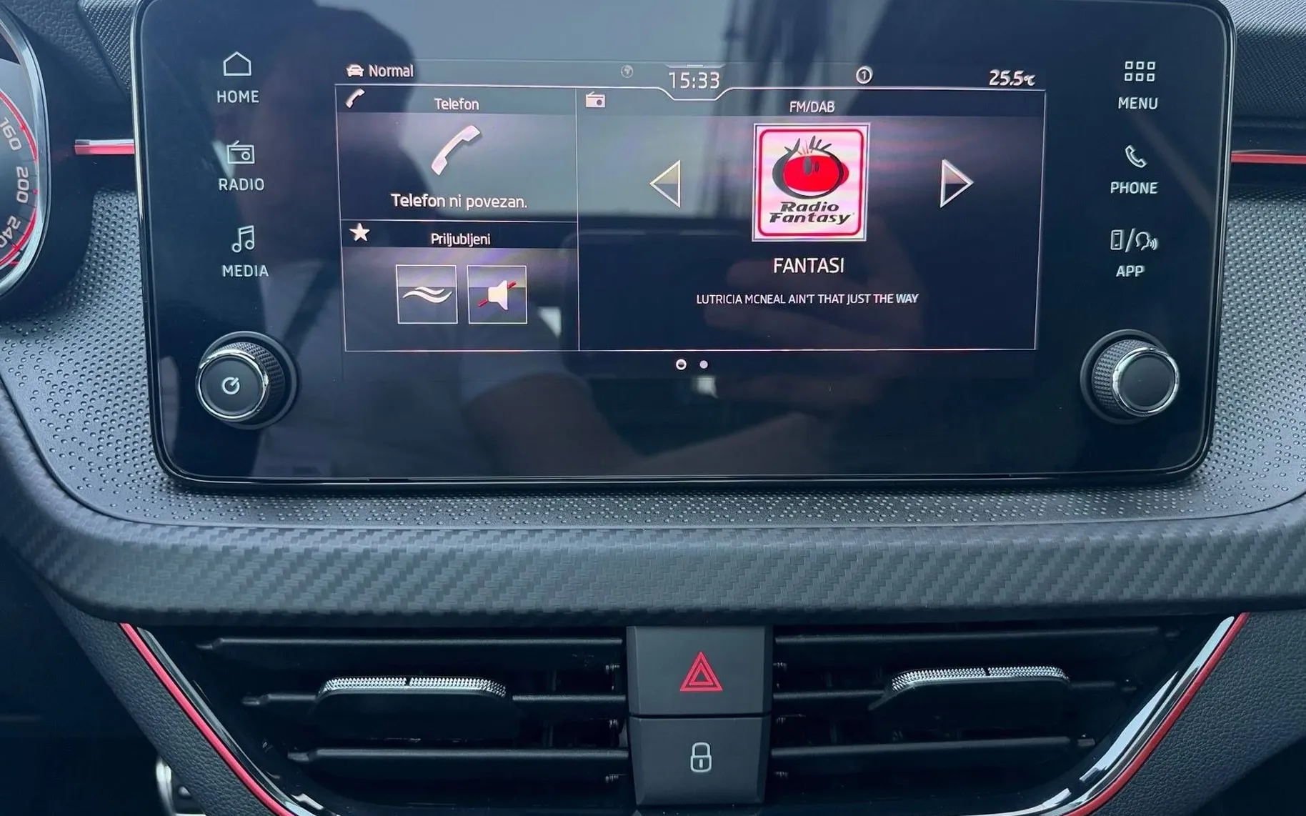 Notranja slika - Škoda Kamiq - 1.0 TSI Monte Carlo DSG... - 9