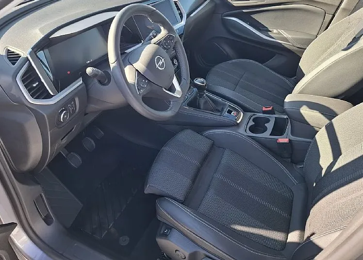 Zunanja slika - Opel Grandland - 1.2 TURBO 130KM GS - samo 7.208 prevoženih km - 5