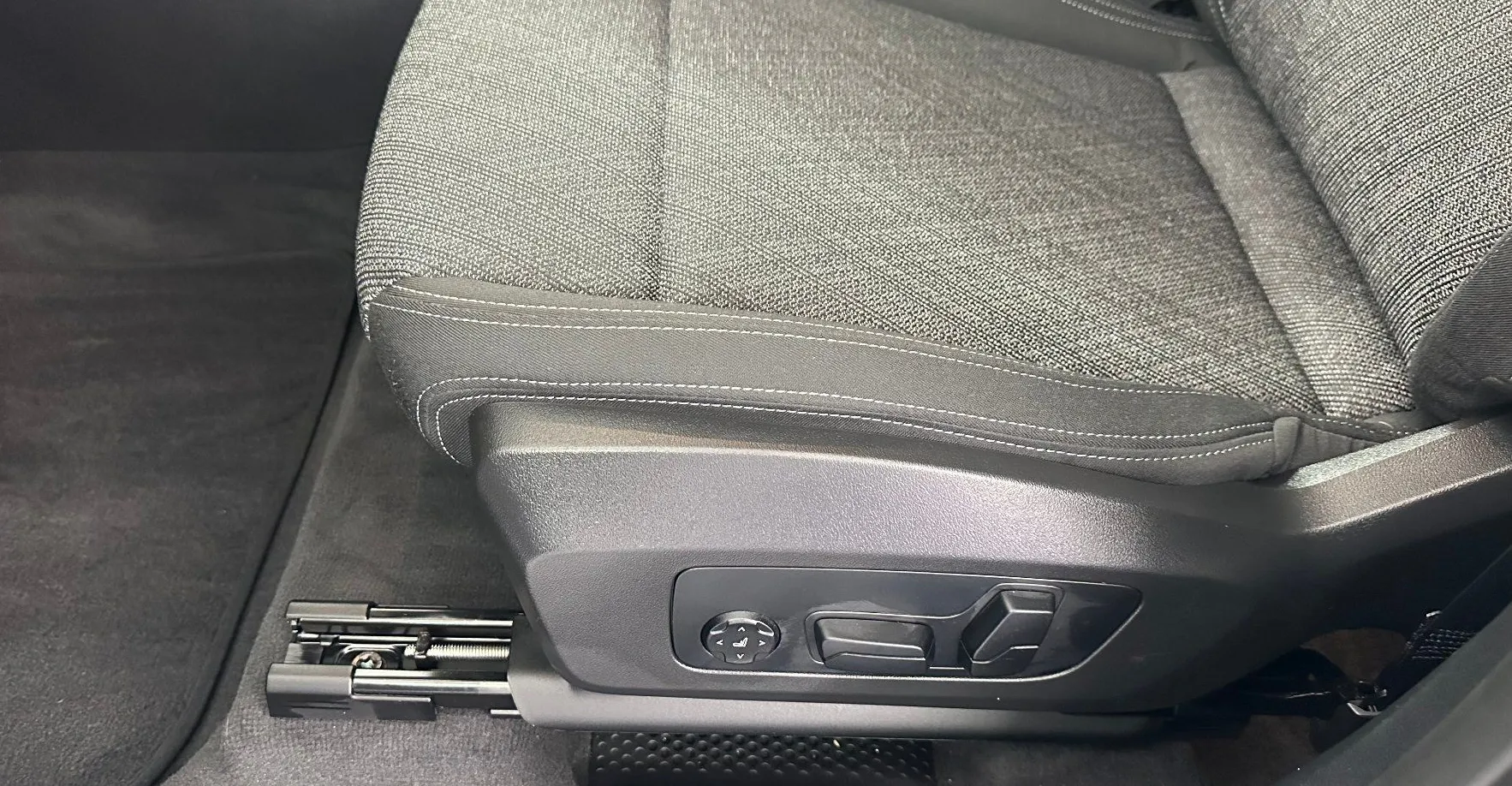Zunanja slika - BMW X1 - serija : sDrive20i Avt.KAMERA.NAVI.PDC.LED.SAMO 3.699 KM - 16