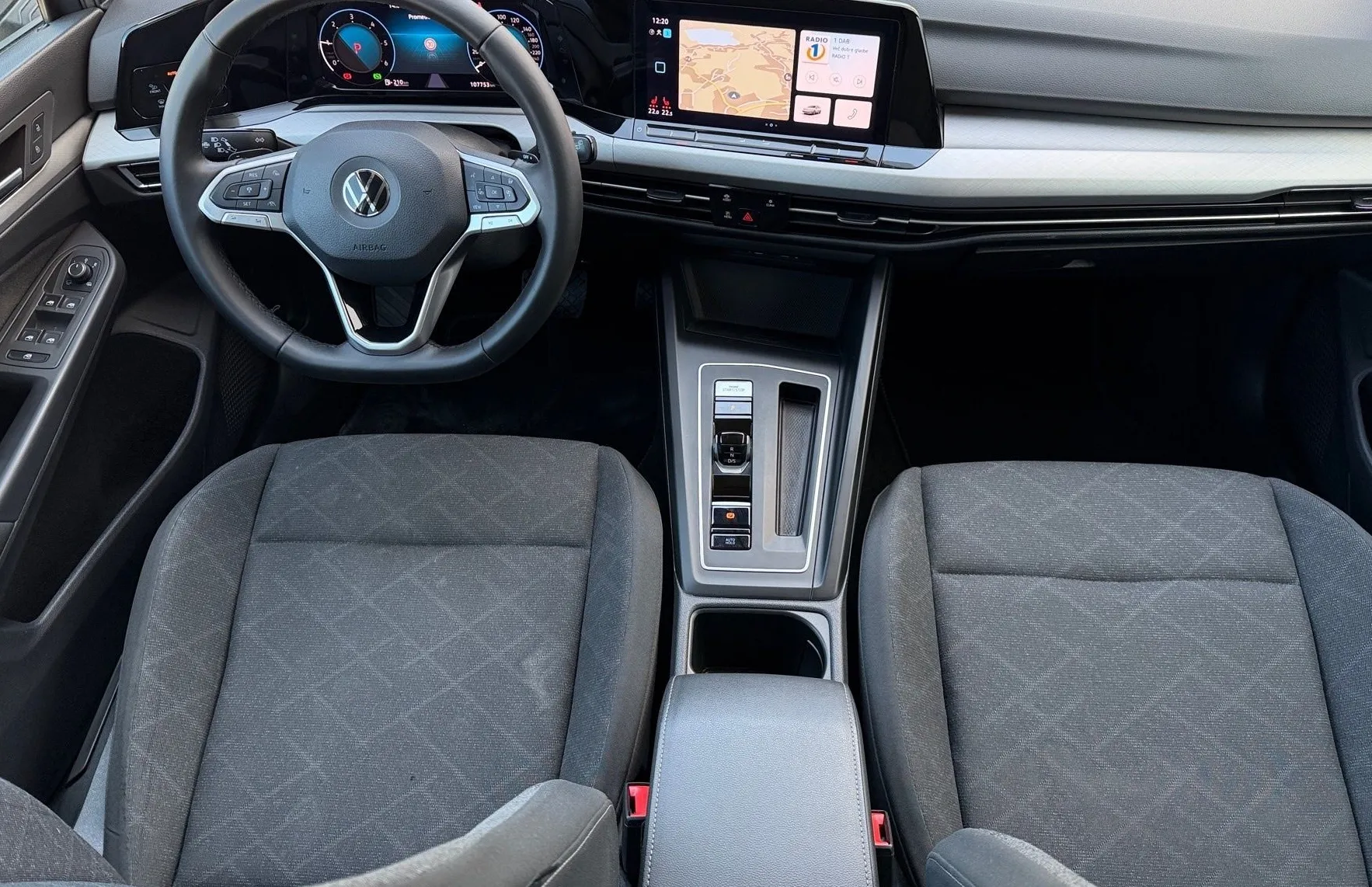Zunanja slika - VW Golf - Variant 2.0 TDI BMT Life DSG - Kamera - Vlečna Kljuka - 10